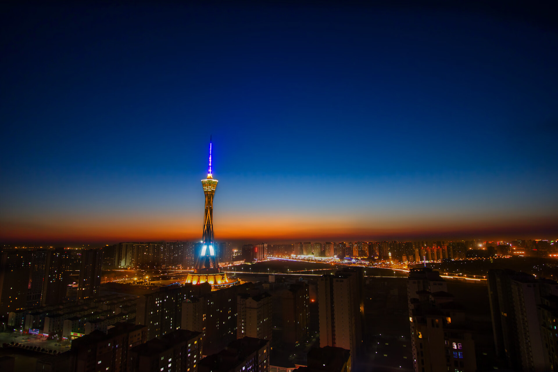 大型海上风筝比赛，天空中的运动盛典，海边风筝节