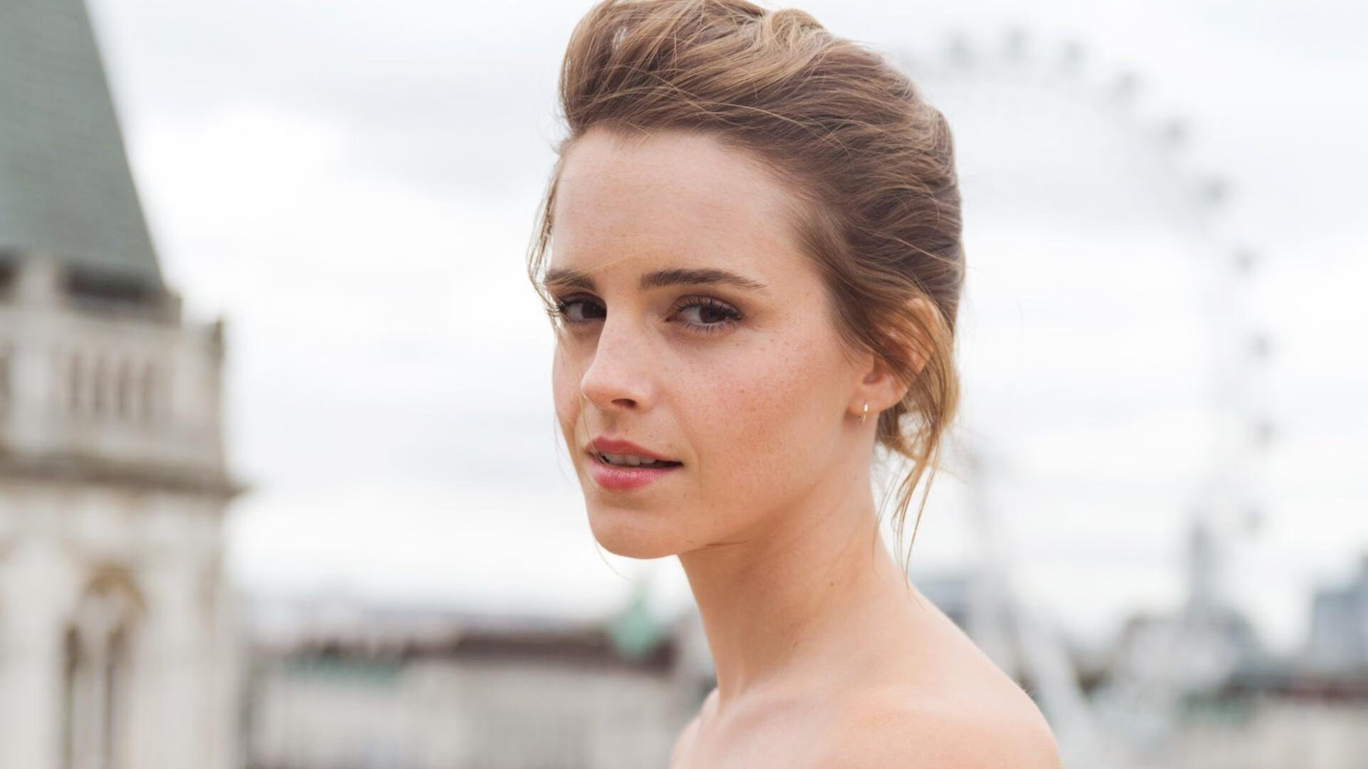 拜仁慕尼黑客场3-2逆转沙尔克04,艰难取胜,拜仁慕尼黑二客球衣