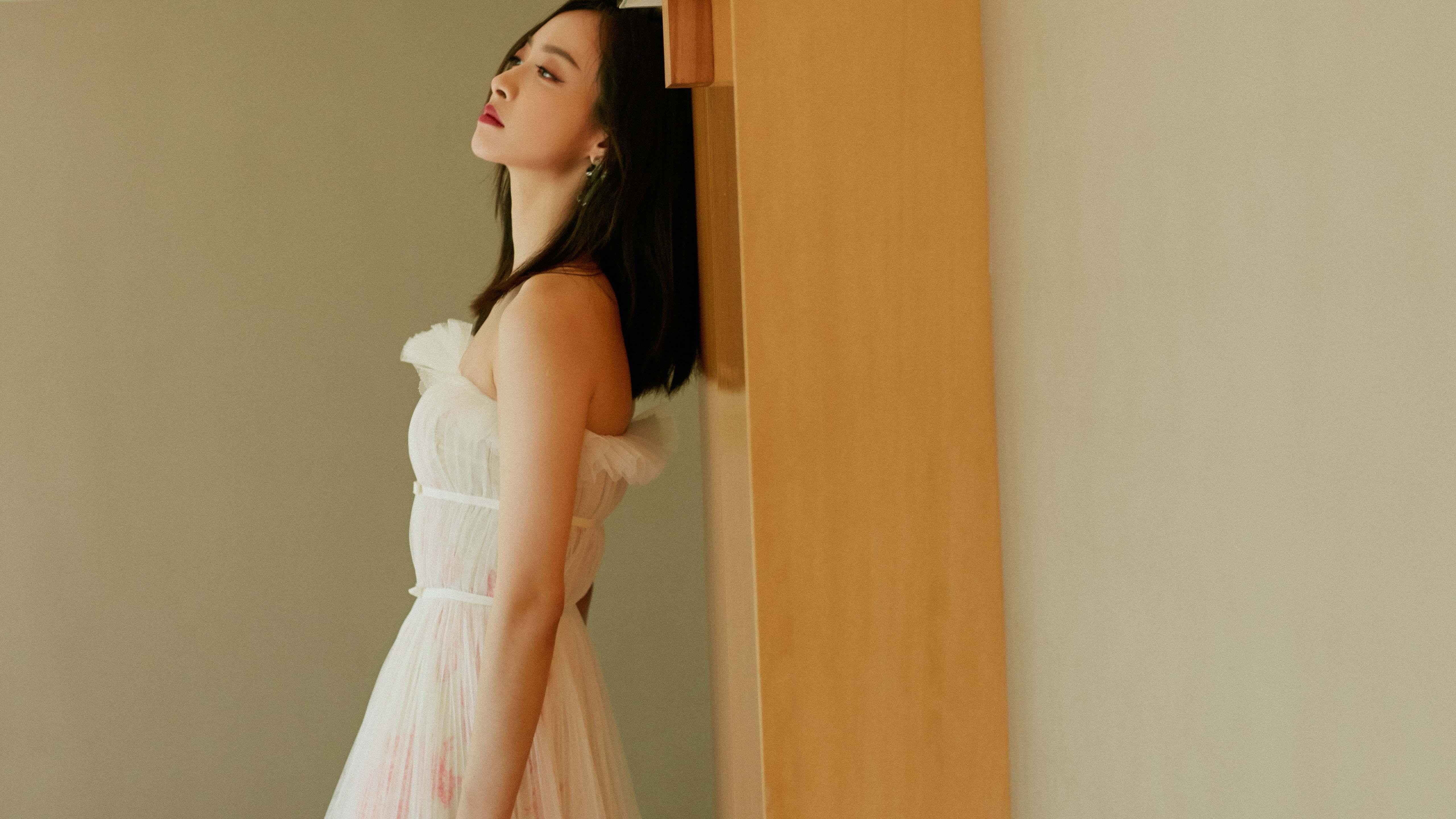 -体育纪录片上线展现冠军背后的故事，体育纪录片主题